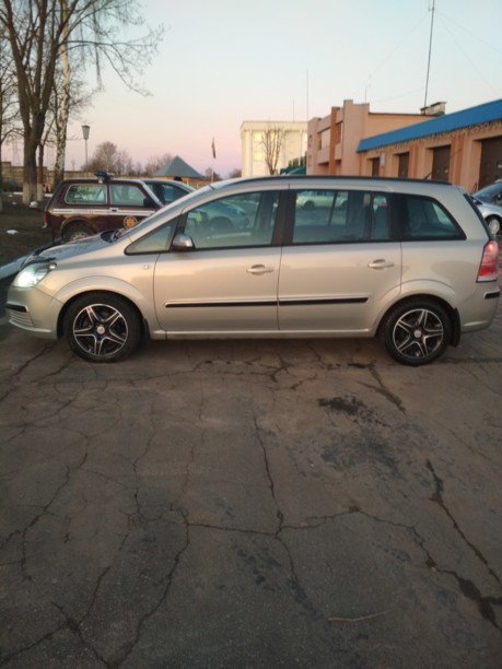 Opel Zafira B, 7 мест, 2007 г.