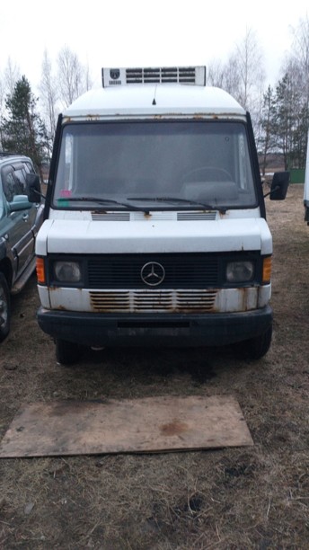 Mercedes Т1 207D - 410D, 1989 г.