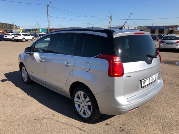 Peugeot 5008 I · Рестайлинг, 7 мест, 2016 г.