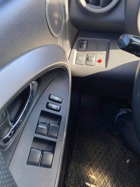 Toyota RAV4 III (XA30), 5 мест, 2006 г.