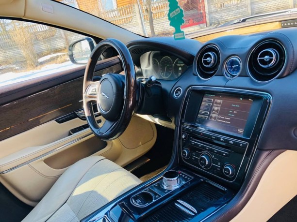 Jaguar XJ X351, 2010 г.