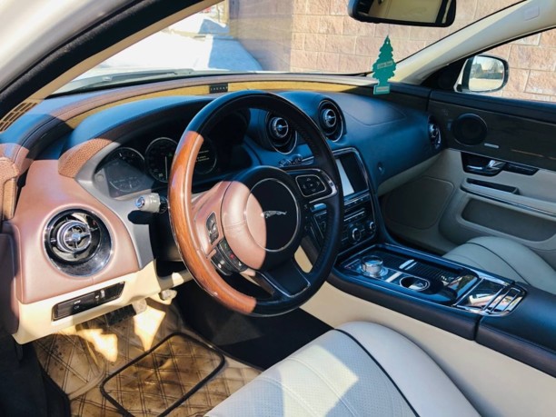 Jaguar XJ X351, 2010 г.