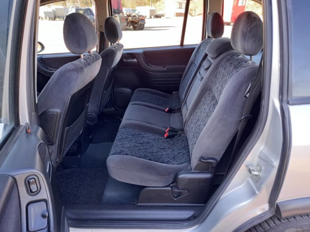 Opel Zafira A, 7 мест, 2002 г.