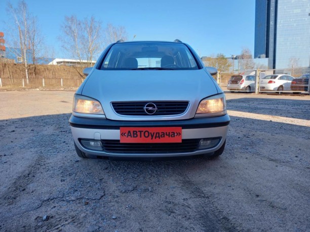 Opel Zafira A, 7 мест, 2002 г.