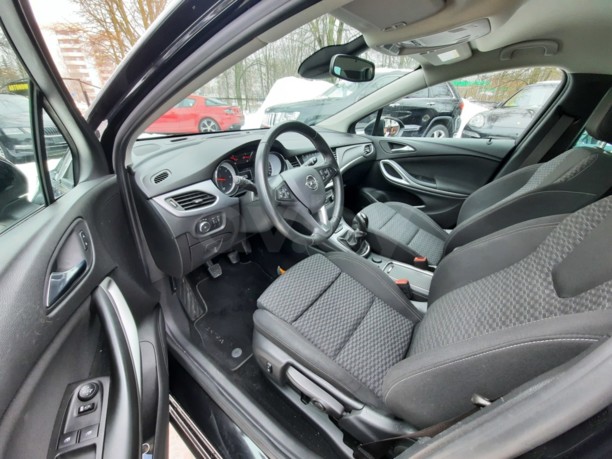 Opel Astra K, 2018 г.