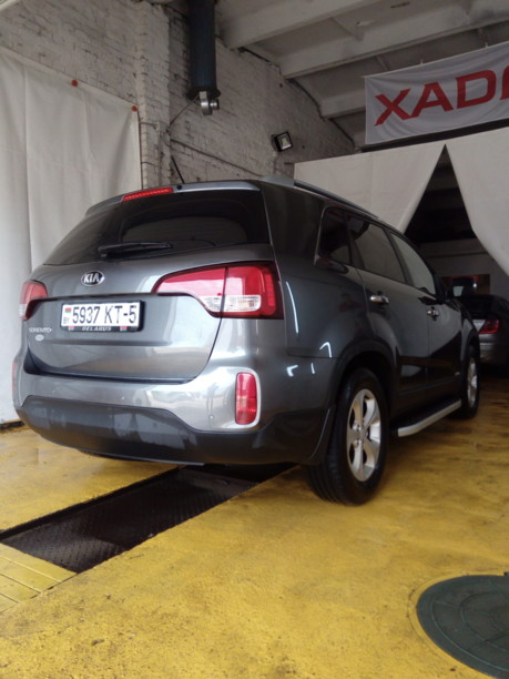 Kia Sorento II · Рестайлинг, 5 мест, 2015 г.