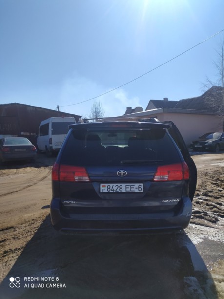Toyota Sienna II (XL20), 7 мест, 2004 г.