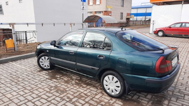 Mitsubishi Carisma I · Рестайлинг, 2001 г.