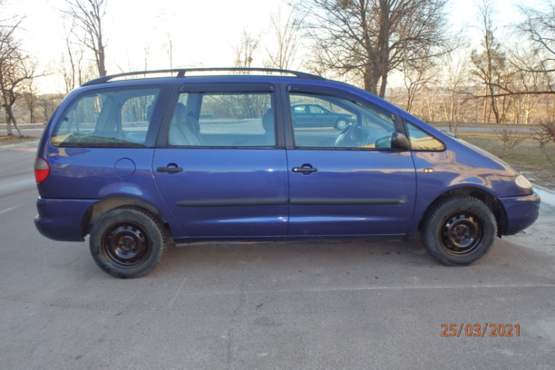 Ford Galaxy I, 7 мест, 1998 г.