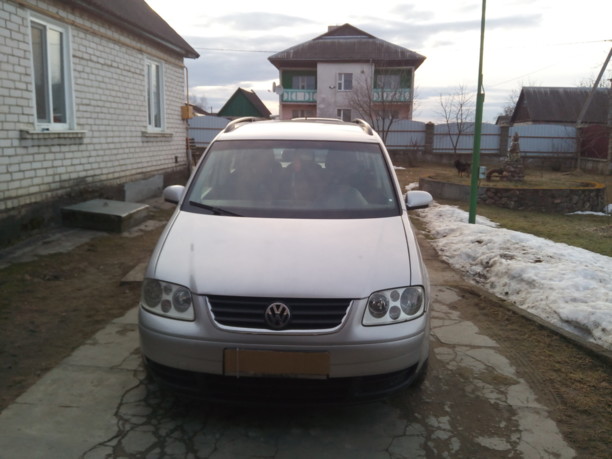 Volkswagen Touran I, 5 мест, 2006 г.