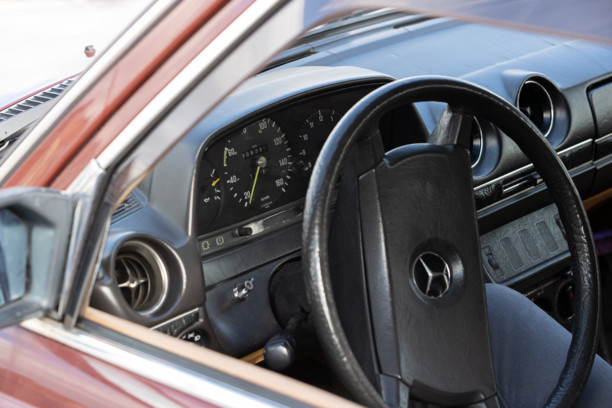 Mercedes-Benz E-Класс W123, 1982 г.