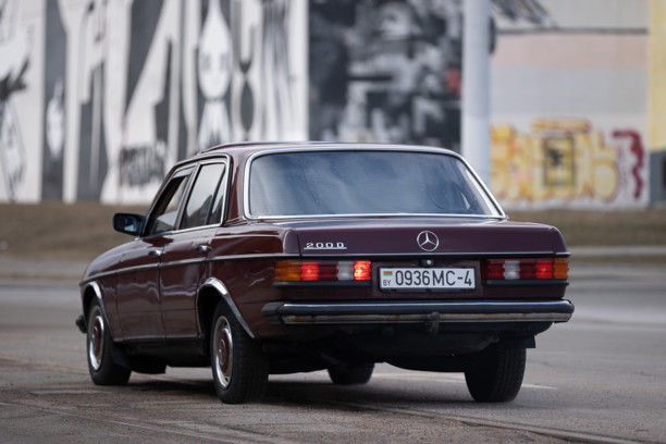 Mercedes-Benz E-Класс W123, 1982 г.