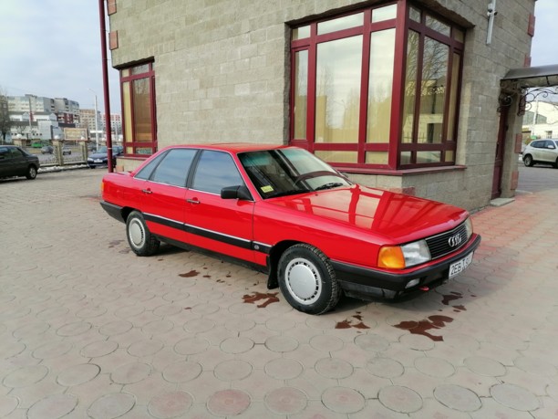 Audi 100 С3, 1987 г.