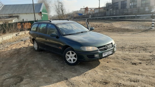 Opel Omega B, 1995 г.