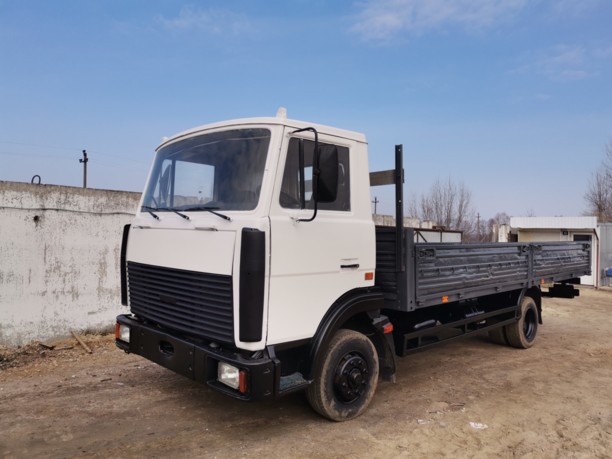МАЗ 4370, 2011 г.