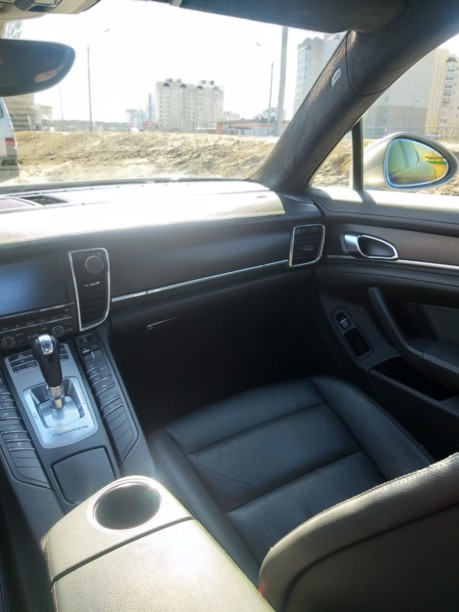 Porsche Panamera 970, 2010 г.