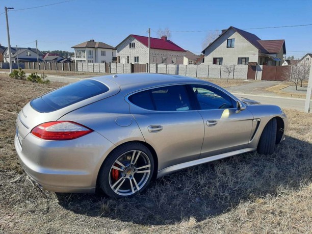 Porsche Panamera 970, 2010 г.