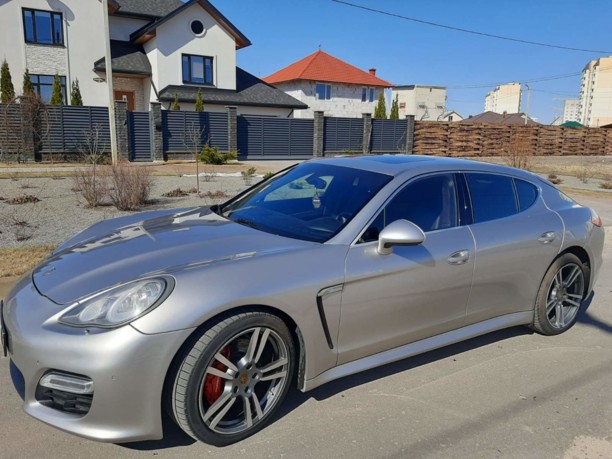 Porsche Panamera 970, 2010 г.