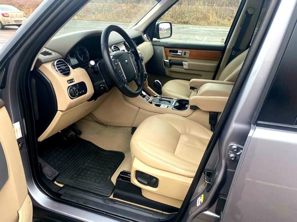 Land Rover Discovery IV, 7 мест, 2011 г.