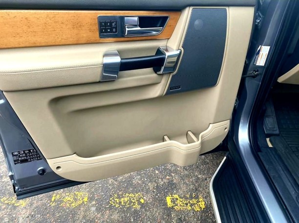 Land Rover Discovery IV, 7 мест, 2011 г.