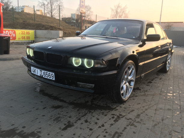 BMW 7 серия E38, 1997 г.