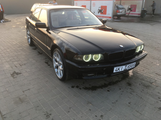 BMW 7 серия E38, 1997 г.