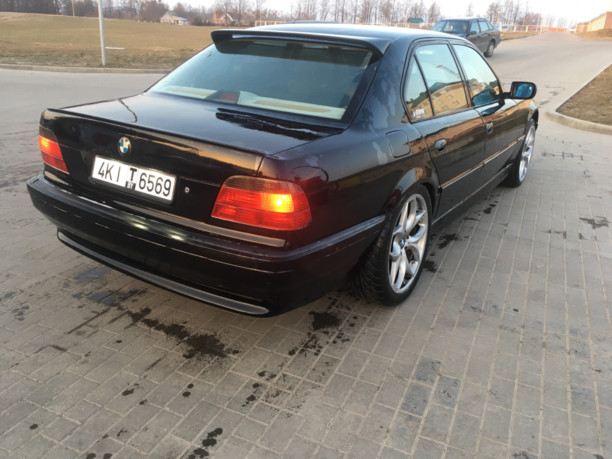BMW 7 серия E38, 1997 г.