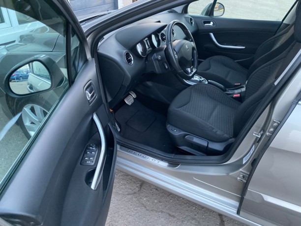 Peugeot 308 T7 · Рестайлинг, 2013 г.