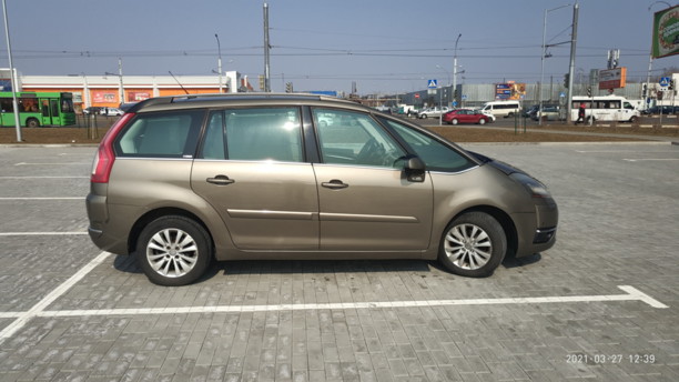 Citroen C4 Grand Picasso I, 7 мест, 2009 г.