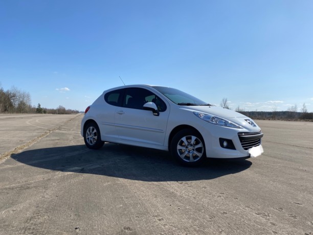 Peugeot 207 I · Рестайлинг, 2009 г.