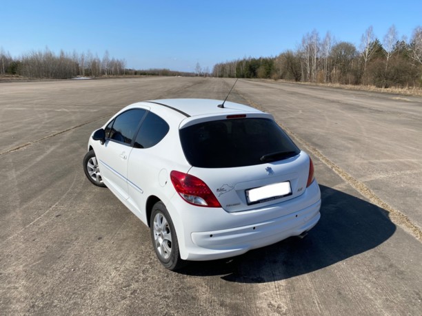 Peugeot 207 I · Рестайлинг, 2009 г.