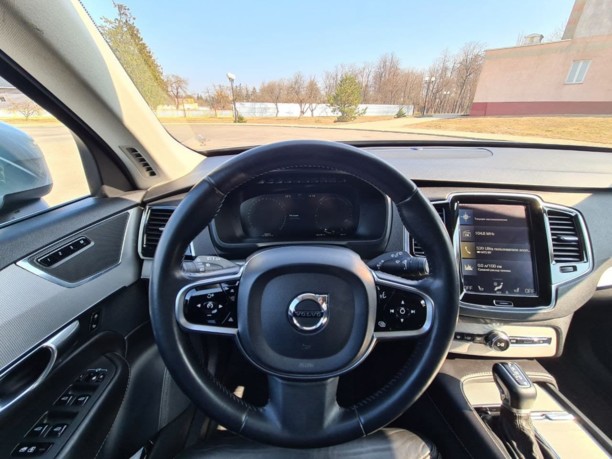 Volvo XC90 II, 5 мест, 2016 г.