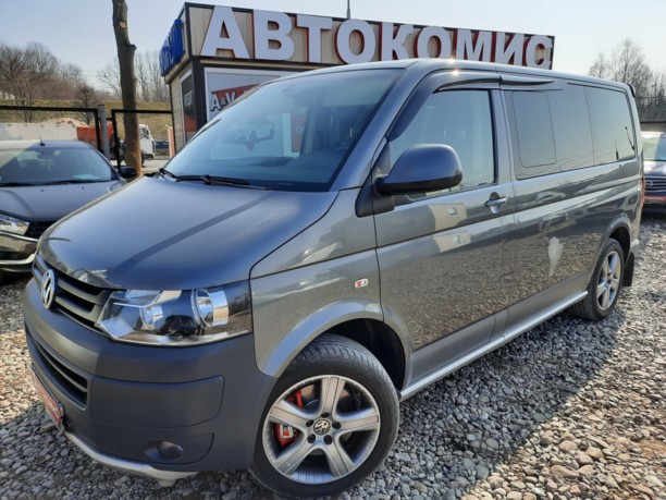 Volkswagen Multivan T5, 2010 г.
