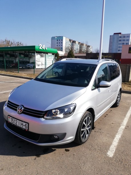 Volkswagen Touran II, 5 мест, 2014 г.