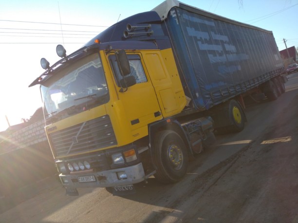 Volvo F 12, 1990 г.