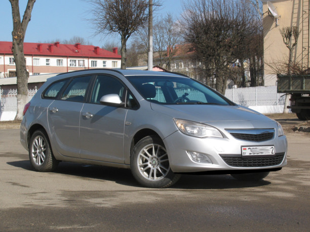 Opel Astra J, 2012 г.