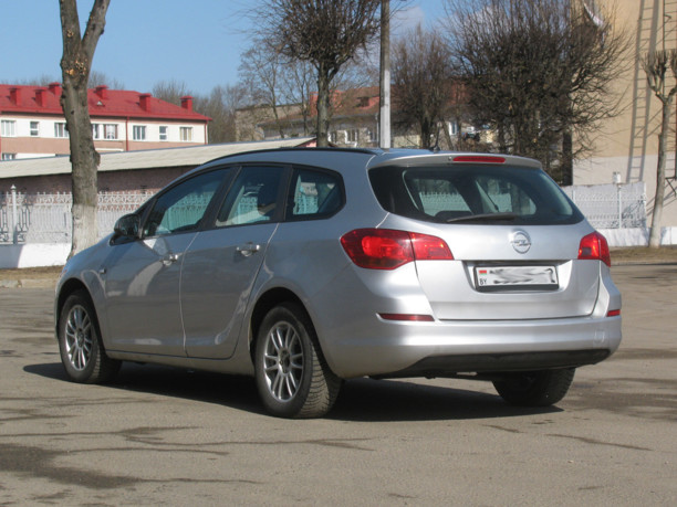 Opel Astra J, 2012 г.