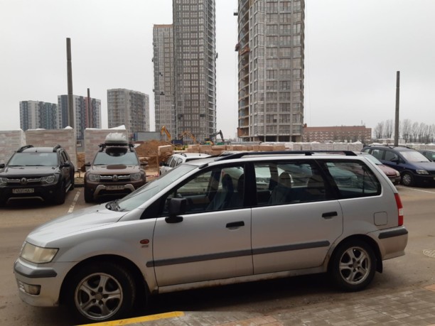 Mitsubishi Space Wagon Typ N50, 7 мест, 1999 г.