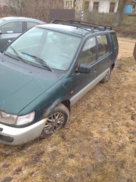 Mitsubishi Space Wagon Typ N30, N40, 7 мест, 1998 г.