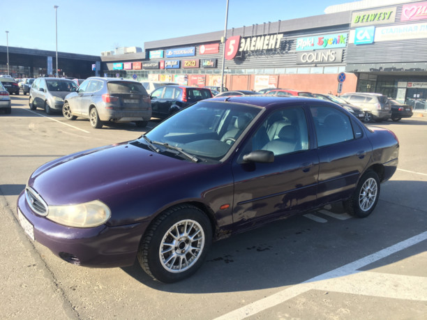 Ford Mondeo II, 1996 г.