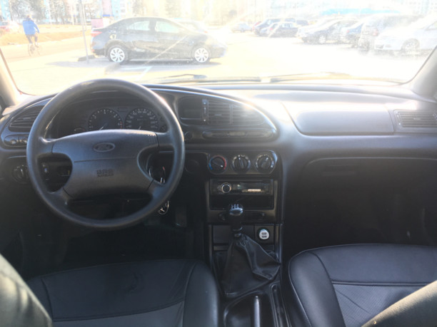 Ford Mondeo II, 1996 г.