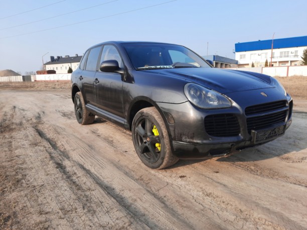 Porsche Cayenne 955, 2004 г.