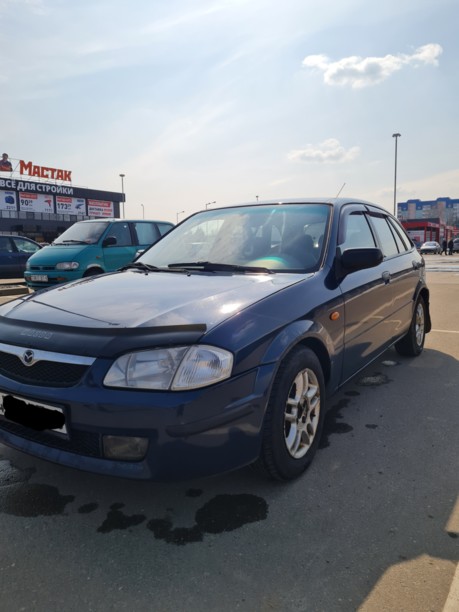 Mazda 323F, 1998 г.