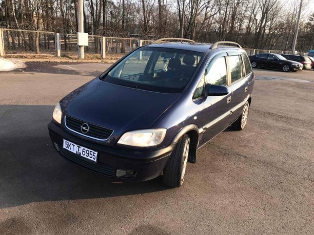Opel Zafira A, 7 мест, 2001 г.