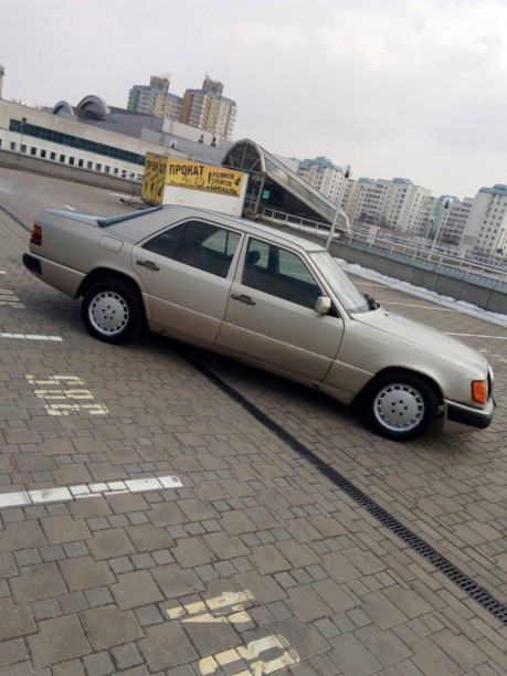 Mercedes-Benz E-Класс W124, S124, C124, A124, 1988 г.