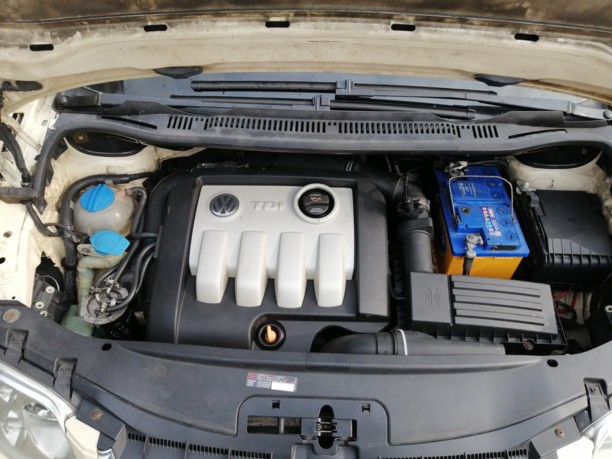 Volkswagen Touran I, 7 мест, 2005 г.