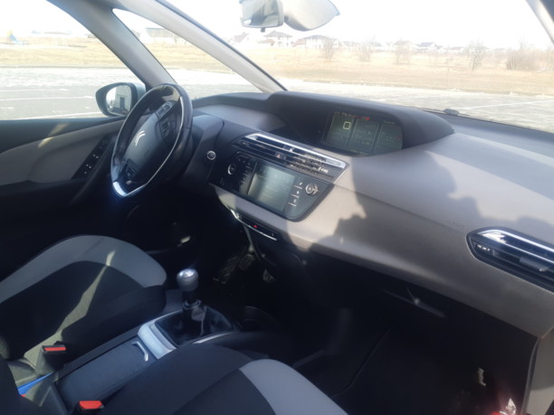 Citroen C4 Grand Picasso II, 7 мест, 2016 г.