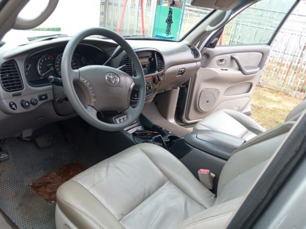 Toyota Sequoia I · Рестайлинг, 7 мест, 2006 г.