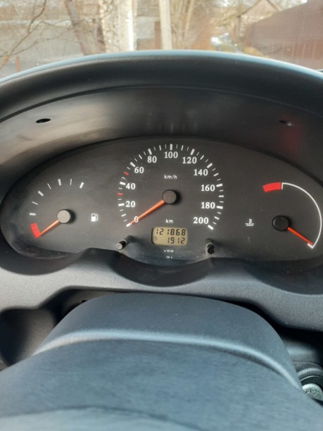 Nissan Micra II (K11), 2000 г.