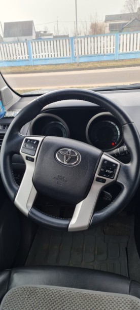 Toyota Land Cruiser Prado J150, 5 мест, 2010 г.